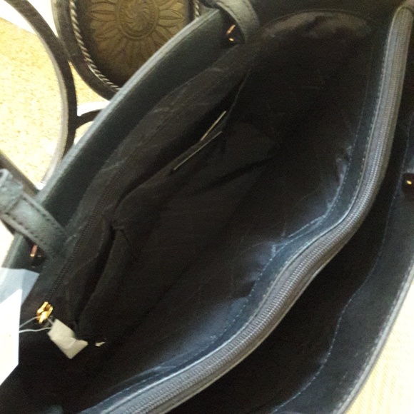 NWT MICHAEL KORS LEATHER WALSH TOTE SHOULDER BAG - Picture 8 of 11